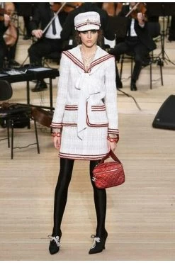 Chanel Vintage Vintage Tops Pre-owned Jacket Beige -Goedkope Chanel Vintage winkel 017fbf0d7fe12c8fd021409e3cc8479f