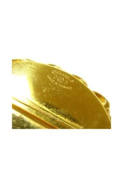 Chanel Vintage Vintage Sieraden Pre-owned Metal Brooches Yellow