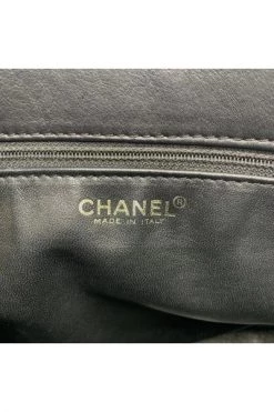 Chanel Vintage Vintage Tassen Black Leather Chanel Chocolate Bar Bag Black -Goedkope Chanel Vintage winkel 054f0aff83edff2aa4b8143206c28bcd