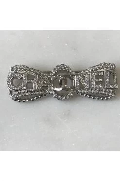 Chanel Vintage Vintage Sieraden Pre-owned Metal Brooches Gray 9 Chanel Vintage Vintage Sieraden Pre-owned Metal Brooches Gray -Goedkope Chanel Vintage winkel 14e7a48eac9c58b14aad6cb513536f5e