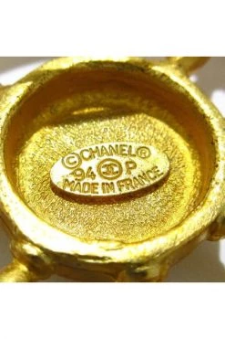 Chanel Vintage Vintage Sieraden Pre-owned Metal Brooches Yellow -Goedkope Chanel Vintage winkel 1da8674498ff57dab2818824a9ddf5d1