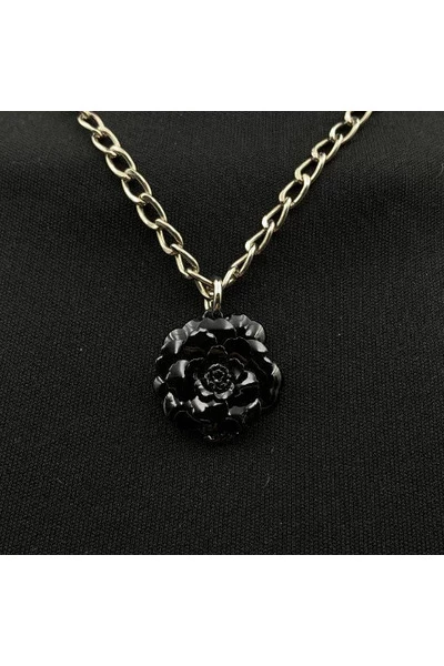 Chanel Vintage Vintage Sieraden Pre-owned Metal Necklaces Black 1 Chanel Vintage Vintage Sieraden Pre-owned Metal Necklaces Black