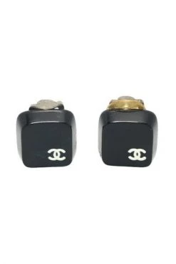 Chanel Vintage Vintage Sieraden Pre-owned Metal Earrings Black -Goedkope Chanel Vintage winkel 214232e3093e5a4a064f82452e59ca9b