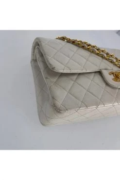 Chanel Vintage Vintage Tassen Pre-owned Leather Chanel-bags White 10 Chanel Vintage Vintage Tassen Pre-owned Leather Chanel-bags White -Goedkope Chanel Vintage winkel 419996014ec3fca7b131527bac026cbb