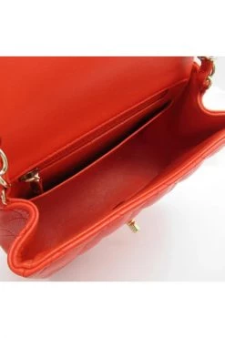 Chanel Vintage Vintage Tassen Pre-owned Leather Crossbody-bags Red -Goedkope Chanel Vintage winkel 48f4c07032e92f1ee5b7b882f03de85c