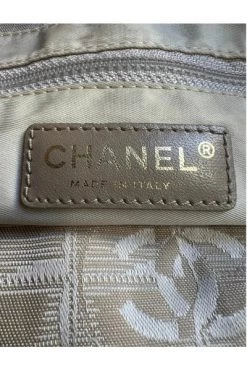 Chanel Vintage Vintage Tassen Pre-owned Beige Fabric Chanel Travel Line Beige -Goedkope Chanel Vintage winkel 4962e835f8297cce87a120cd092bfd77
