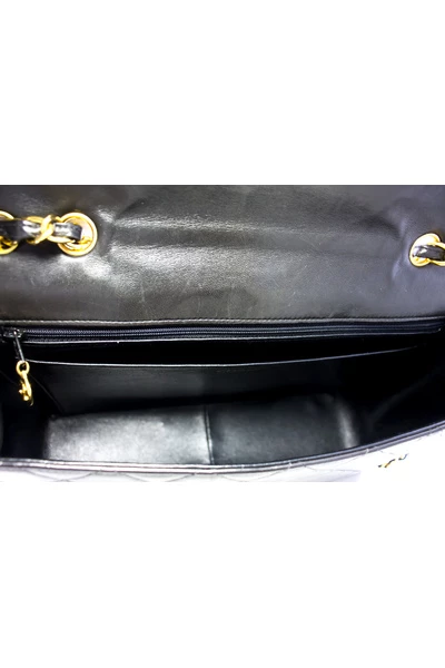 Chanel Vintage Vintage Tassen Pre-owned Chain Shoulder Bag Black 1 Chanel Vintage Vintage Tassen Pre-owned Chain Shoulder Bag Black