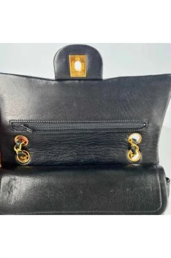 Chanel Vintage Vintage Tassen Pre-owned Leather Flap Bag Black -Goedkope Chanel Vintage winkel 52a836e7b3a5dbb91e3aa3e8cd9450c5