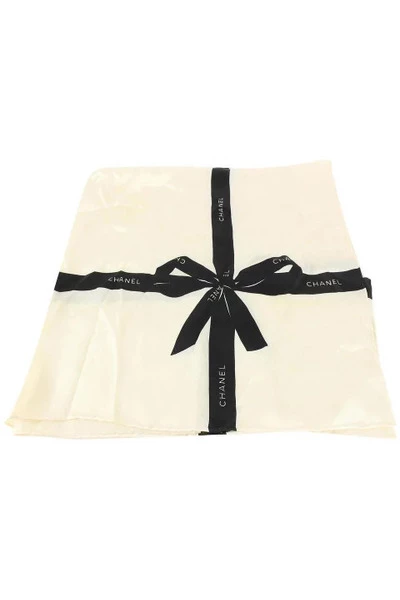 Chanel Vintage Vintage Accessoires Pre-owned Silk Scarves Beige 3 Chanel Vintage Vintage Accessoires Pre-owned Silk Scarves Beige - Afbeelding 3