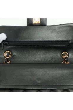 Chanel Vintage Vintage Tassen Black Leather Chanel Flap Bag Black -Goedkope Chanel Vintage winkel 540e635b044c996f8038f9523aeecfb5