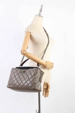 Chanel Vintage Vintage Tassen Pre-owned Quilted Portobello Tweed Frame Top Handle Bag Brown -Goedkope Chanel Vintage winkel 58679a08a8c69d6f2ab00cad79dcdce5