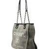 Chanel Vintage Vintage Tassen Grey Canvas Chanel Deauville Gray