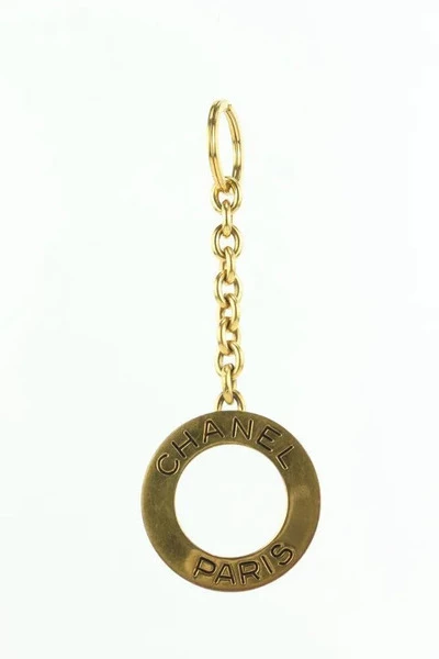 Chanel Vintage Vintage Accessoires Pre-owned Metal Key-holders Yellow 2 Chanel Vintage Vintage Accessoires Pre-owned Metal Key-holders Yellow - Afbeelding 2