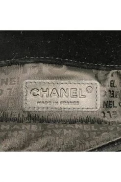 Chanel Vintage Vintage Tassen Pre-owned Mademoiselle Lock Vintage Flap Bag In Velvet With Giant Clasp Black -Goedkope Chanel Vintage winkel 67d3c52be83d93b0b6147c61e0518b0b