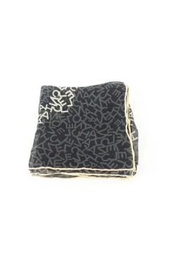 Chanel Vintage Vintage Accessoires Pre-owned Silk Scarves Gray -Goedkope Chanel Vintage winkel 6edc5531c6ad42699f7d47f18675e89b