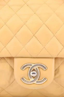 Chanel Vintage Vintage Tassen Pre-owned Canvas Chanel-bags Yellow