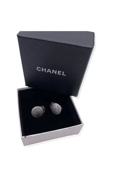 Chanel Vintage Vintage Sieraden Pre-owned Metal Earrings Gray 2 Chanel Vintage Vintage Sieraden Pre-owned Metal Earrings Gray - Afbeelding 2