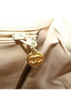 Chanel Vintage Vintage Tassen Pre-owned Shoulder Bags Beige -Goedkope Chanel Vintage winkel 725d1f8d034c2b4cd03d40142e553c4a