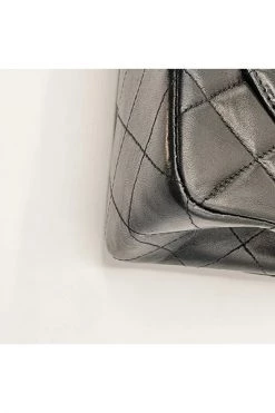 Chanel Vintage Vintage Tassen Black Leather Chanel Flap Bag Black -Goedkope Chanel Vintage winkel 75302b70a4f70aeb5496d165b4880155