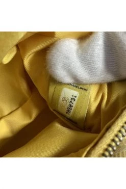 Chanel Vintage Vintage Tassen Pre-owned Canvas Handbags Yellow -Goedkope Chanel Vintage winkel 9db7703d7c1ce34d71bd46a95d810f8f