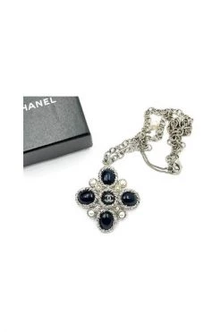 Chanel Vintage Vintage Sieraden Pre-owned Metal Chanel-jewelry Gray -Goedkope Chanel Vintage winkel a30bb7f17faf8bd83827933d14d8033d