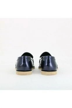 Chanel Vintage Vintage Schoenen Pre-assured Moccasins In Verni Leather Blue