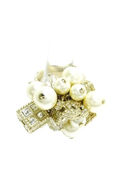 Chanel Vintage Vintage Sieraden Pre-owned Metal Rings Yellow 1 Chanel Vintage Vintage Sieraden Pre-owned Metal Rings Yellow